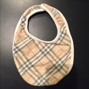 Burberry Bib